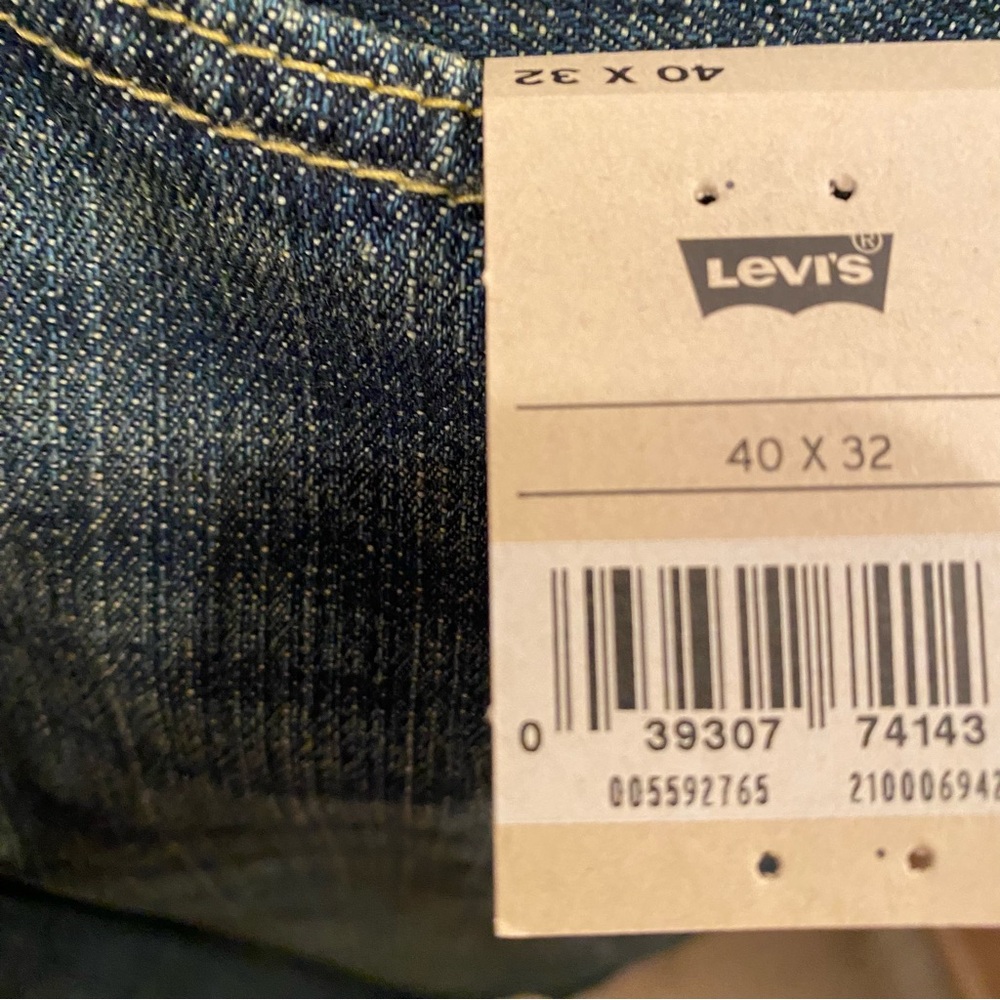Levi Strauss Men’s 559 Jeans. NWOT. 40x32. - Picture 5 of 12
